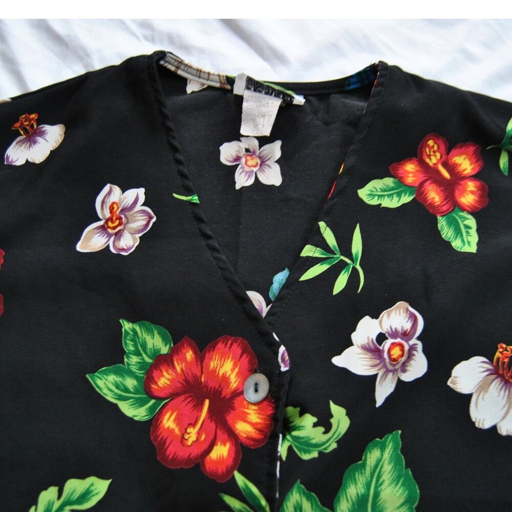 Promises Promises Hawaiian Button Down Shirt Size 12 - Picture 2 of 8
